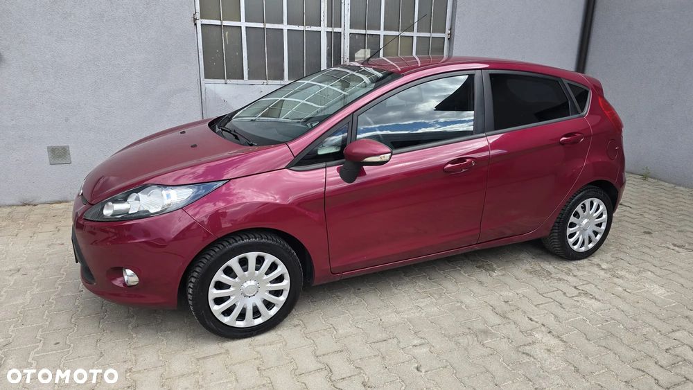 Ford Fiesta 1.25 Celebration - 16