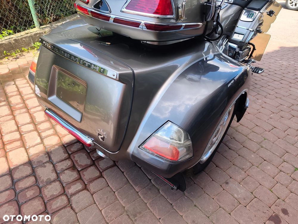 Honda GL - 13