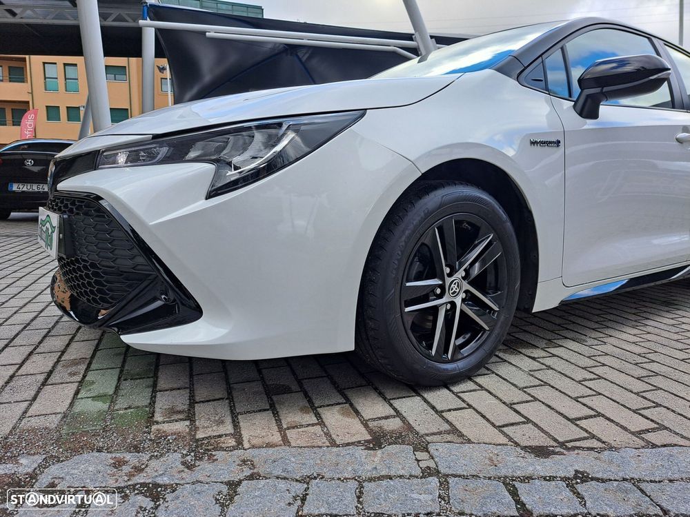 Toyota Corolla 1.8 Hybrid Comfort - 17