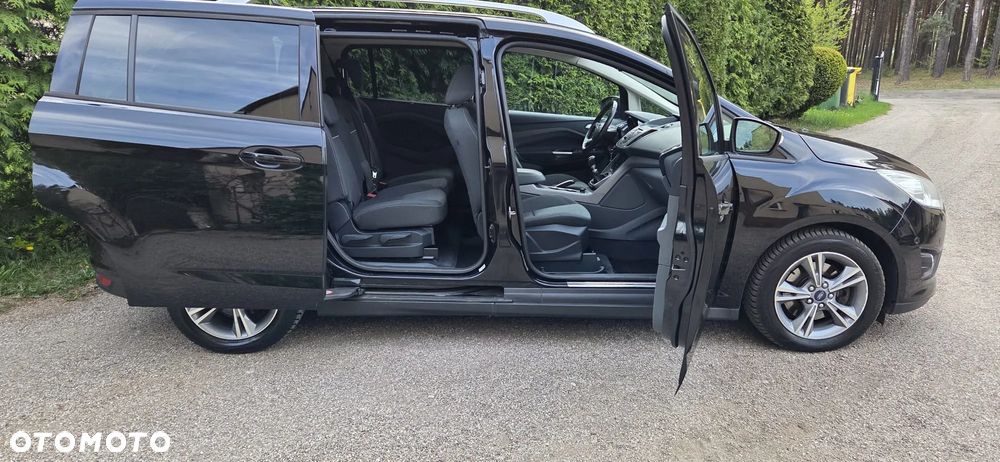 Ford Grand C-MAX - 18