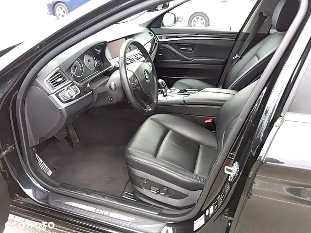 BMW Seria 5 530i - 9