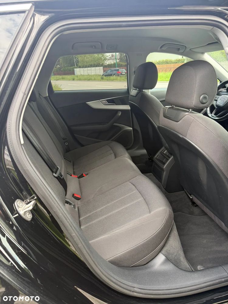 Audi A4 Avant 2.0 TDI S tronic - 12