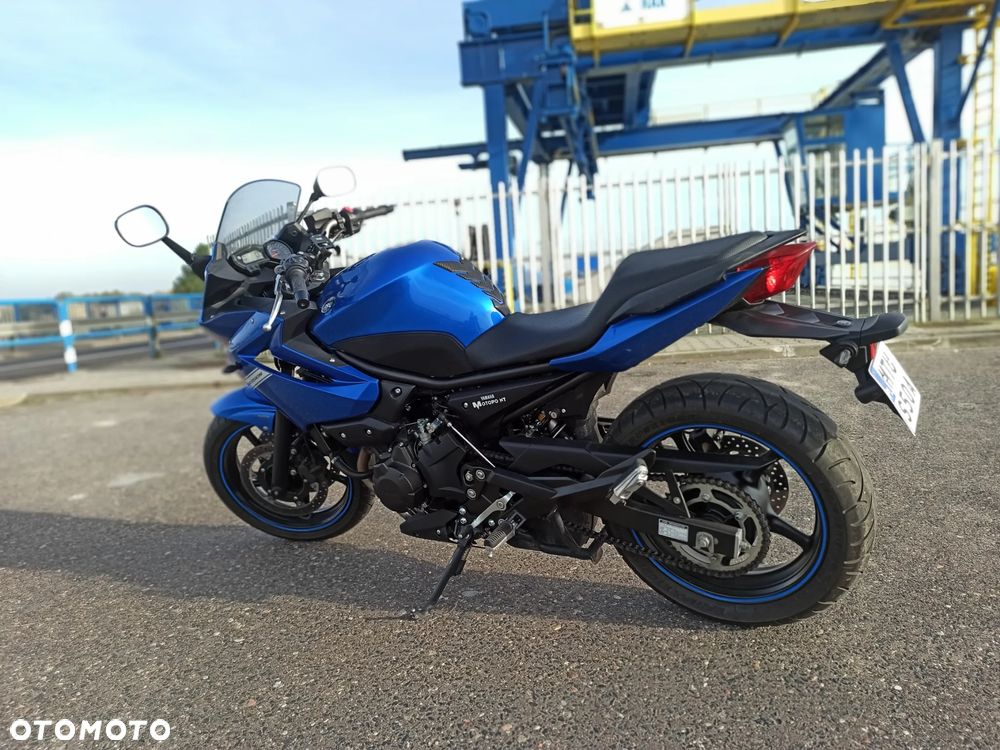 Yamaha XJ - 2