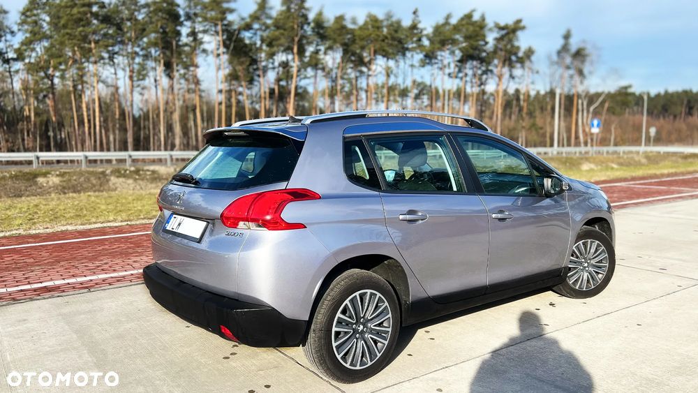 Peugeot 2008 1.6 VTi Allure - 4