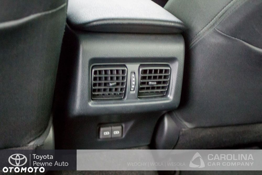 Toyota Camry 2.5 Hybrid Comfort CVT - 11