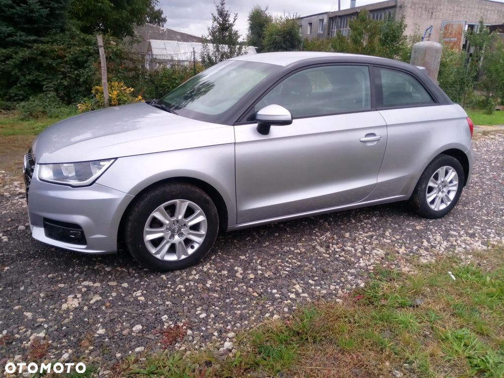 Audi A1 3-drzwiowe 1.6 TDI Ambition S tronic - 2