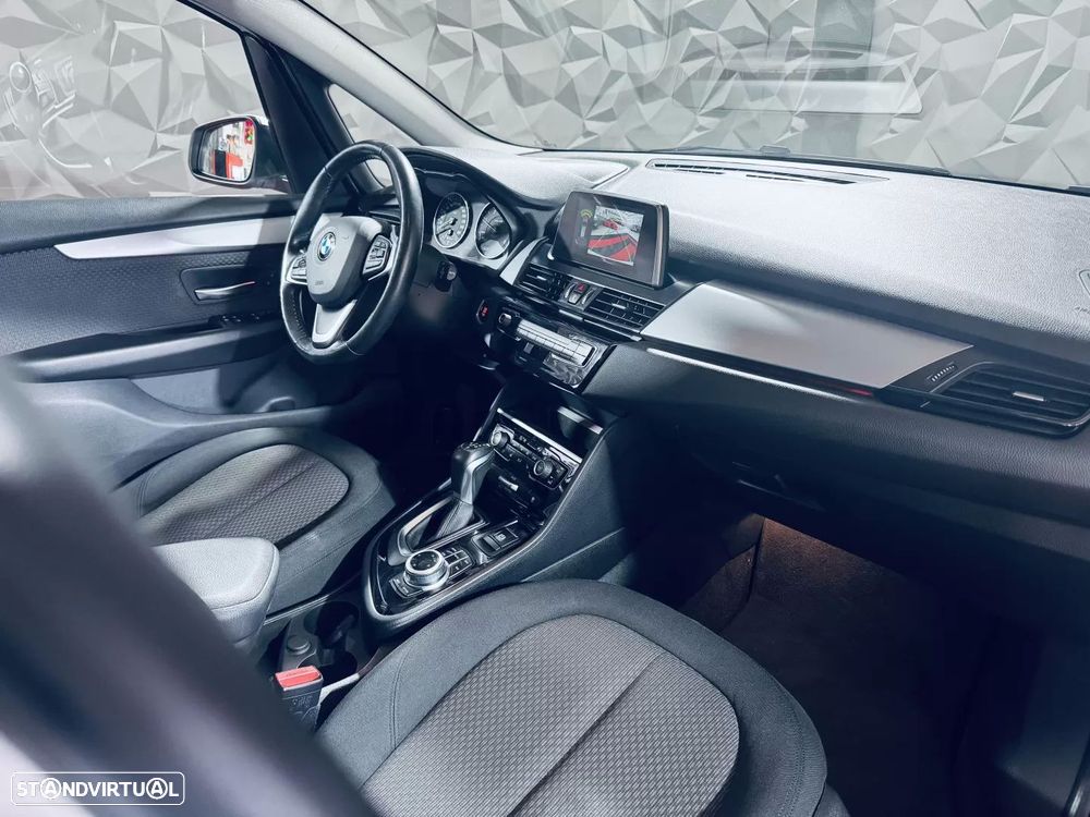 BMW 218 Gran Tourer d Aut. Luxury Line - 18