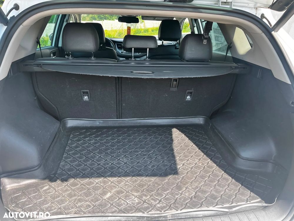 Hyundai Tucson 2.0 CRDI 4WD 6AT Luxury+ - 8