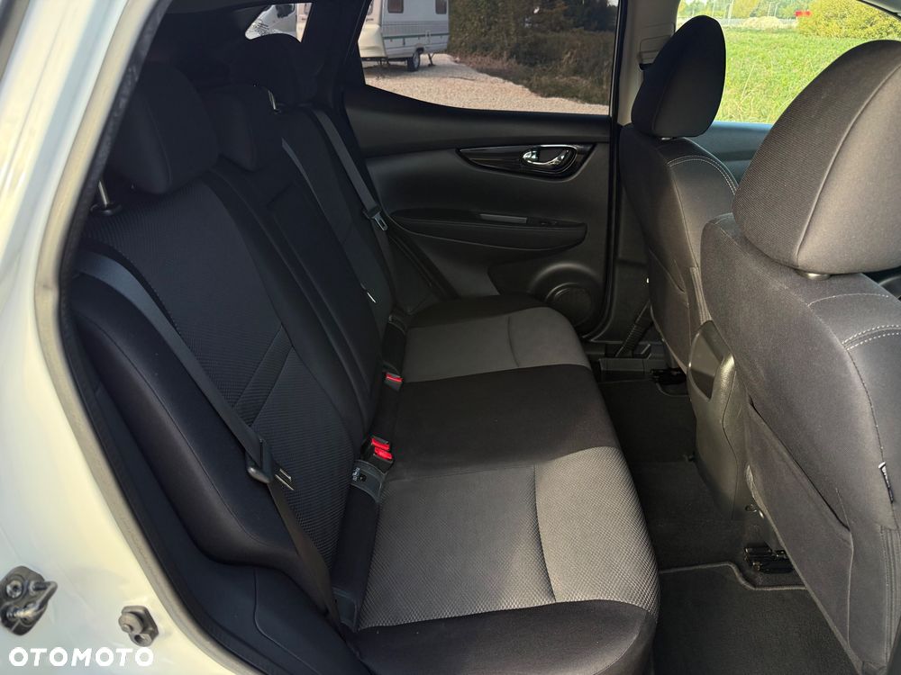 Nissan Qashqai 1.2 DIG-T Tekna - 26