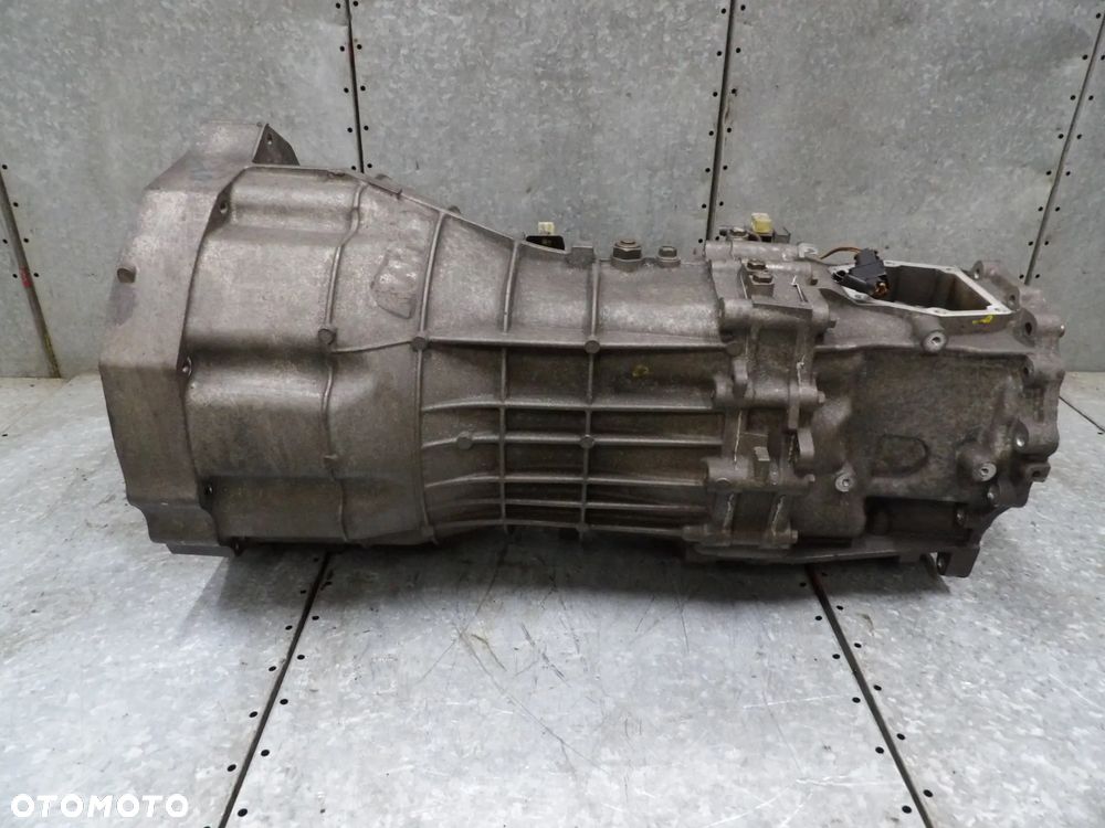 NISSAN PATHFINDER R51 NAVARA D40 2.5 DCI SKRZYNIA BIEGÓW - 2