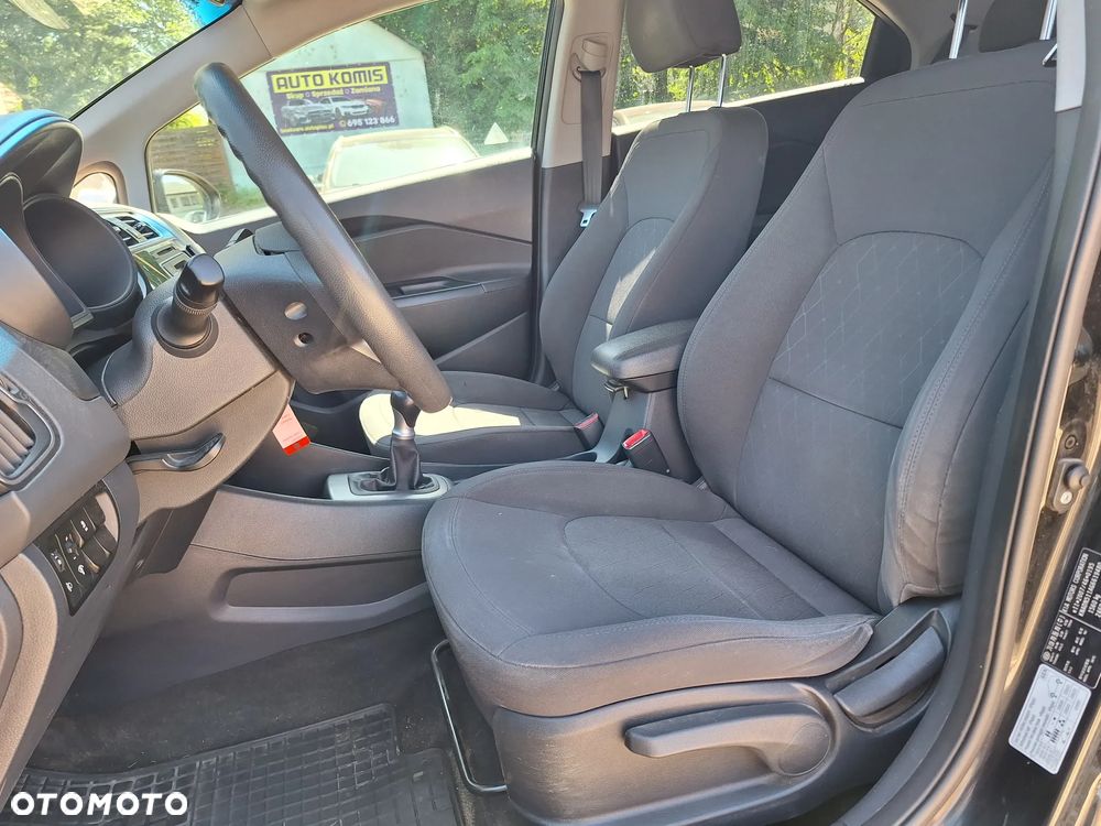 Kia Rio 1.2 Edition 7 - 16