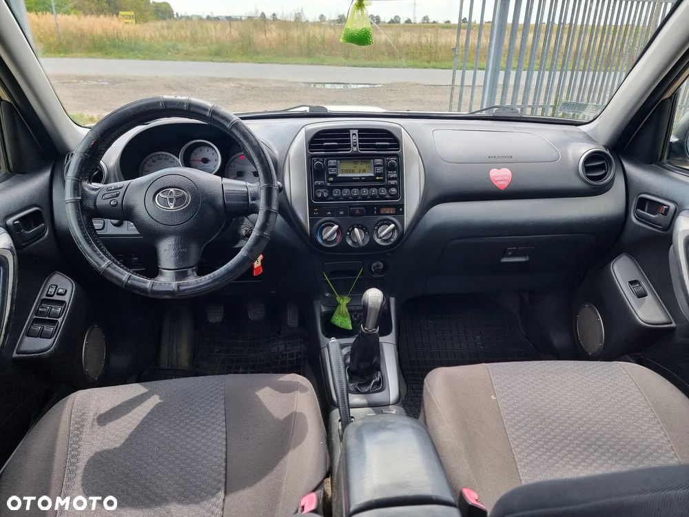 Toyota RAV4 D-4D 4x4 Sol - 6