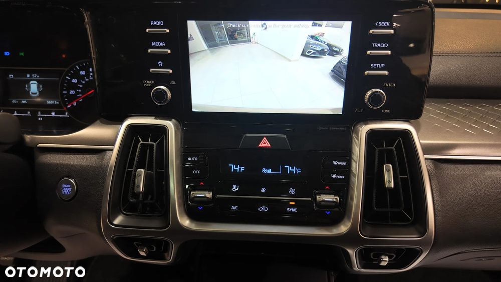 Kia Sorento - 38