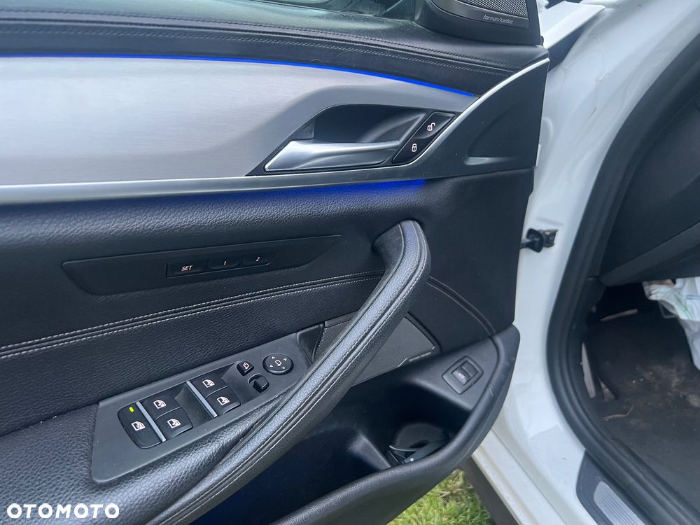 BMW Seria 5 530d xDrive M Sport sport - 11