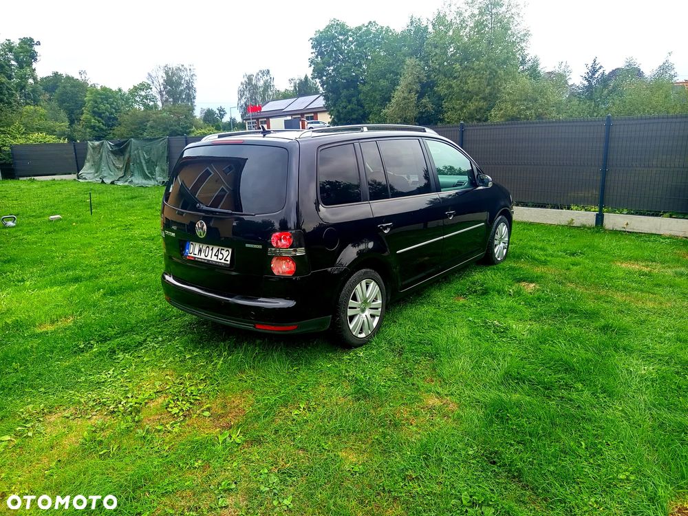 Volkswagen Touran 1.9 TDI DPF Highline - 27