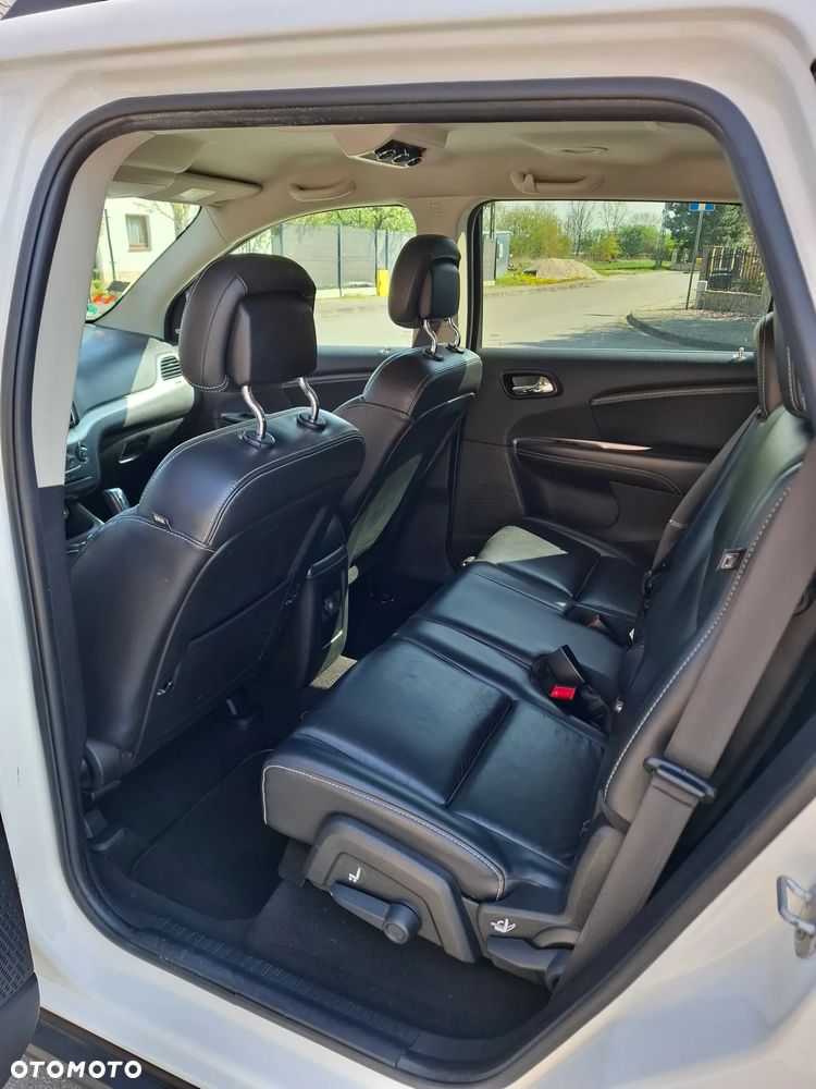 Fiat Freemont 2.0 Multijet Lounge AWD - 17