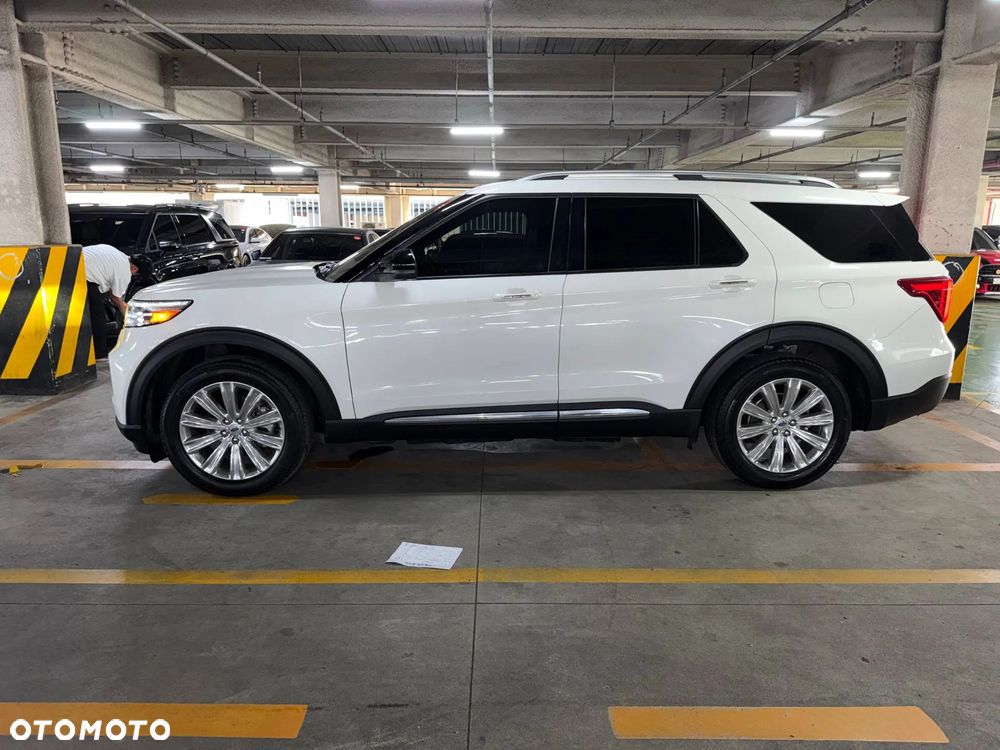 Ford Explorer - 4
