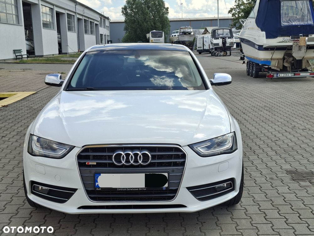 Audi A4 Limousine - 2