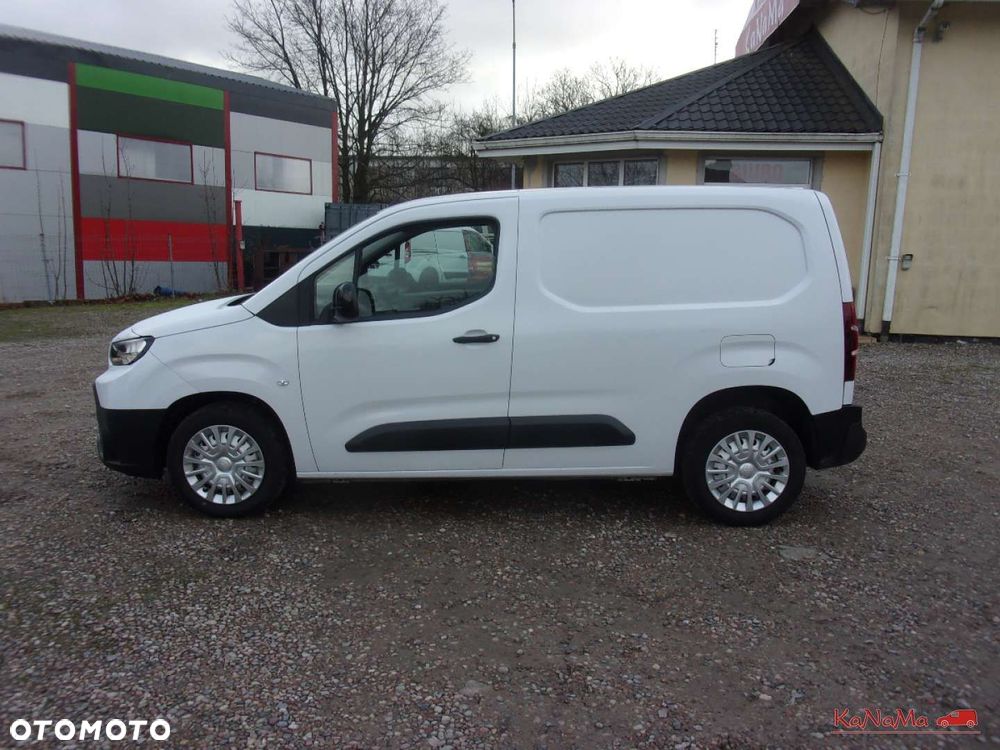 Toyota Proace City - 7