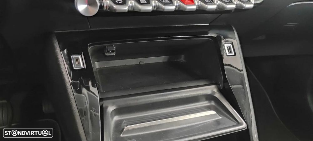 Peugeot 208 1.2 PureTech Active - 35