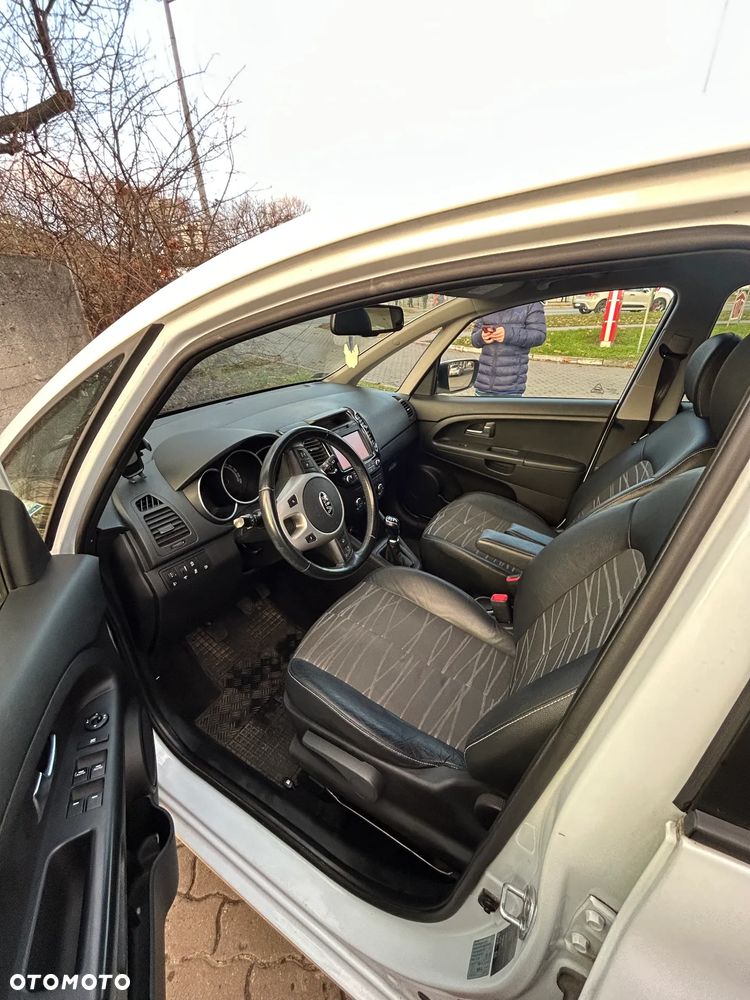 Kia Venga 1.4 Business Line - 18