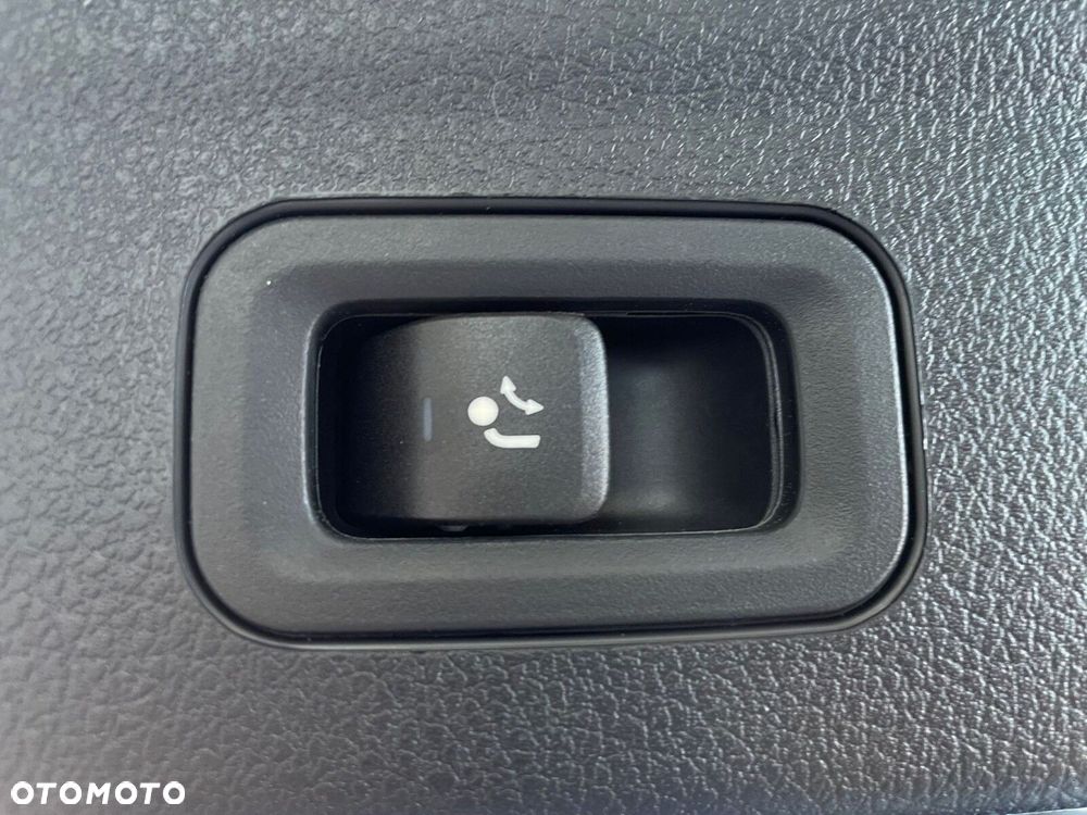 Mercedes-Benz GLE - 19