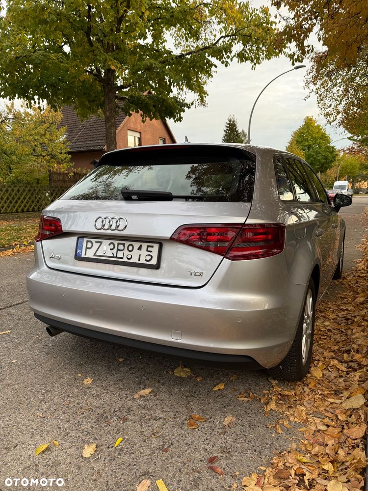 Audi A3 Sportback - 3
