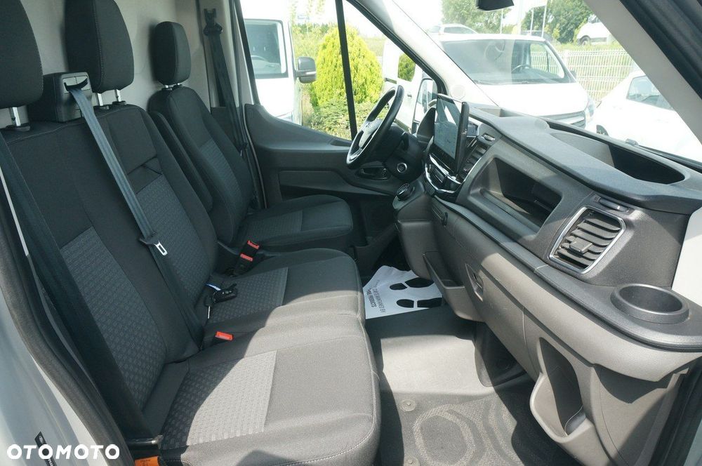 Ford Transit - 21