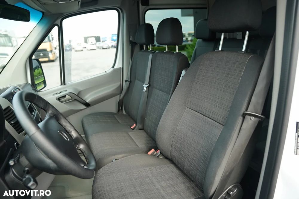 Mercedes-Benz / SPRINTER 310 CDI / CARTER CU 7 LOCURI / MANUALĂ / TABLĂ AUTO / PANEL - 22