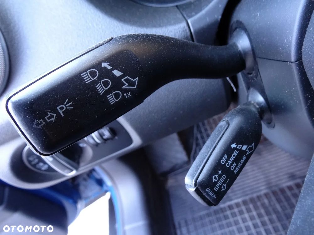 Audi A3 3-drzwiowe 1.6 Ambiente - 29