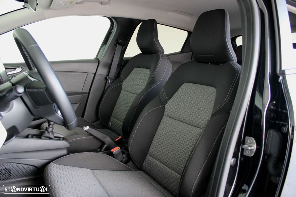 Renault Clio 1.5 Blue dCi Evolution - 32