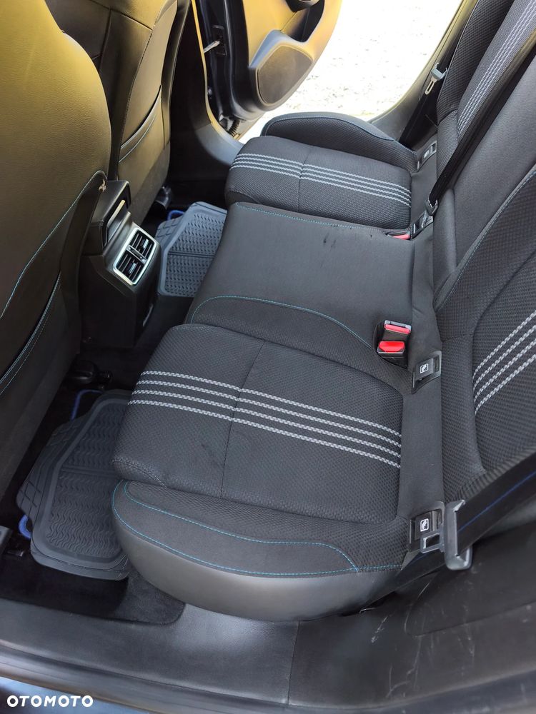 Renault Megane ENERGY dCi 130 GT LINE - 22