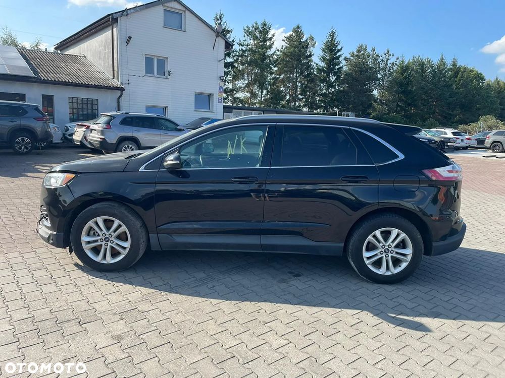 Ford Edge - 2