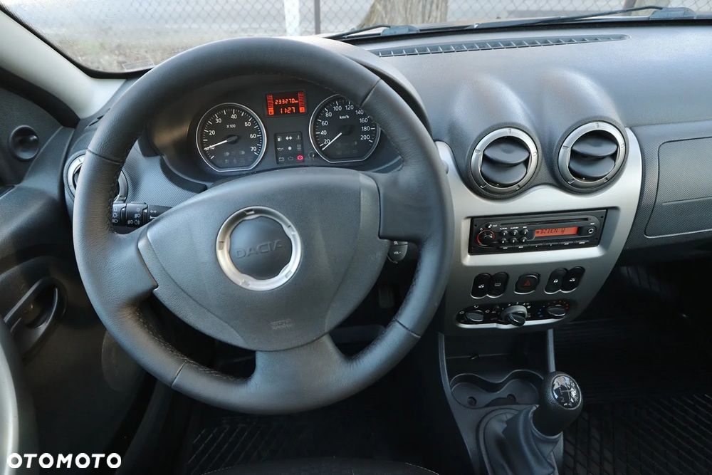 Dacia Sandero 2012 photo 4
