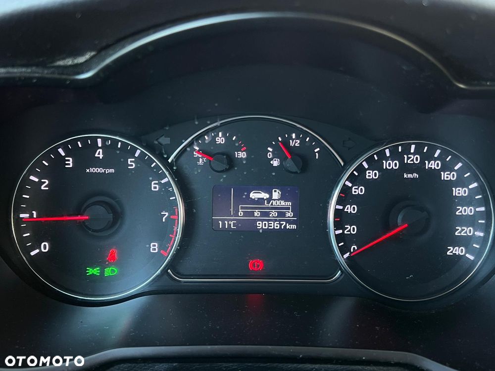 Kia Carens 1.6 GDI M EU6 - 20
