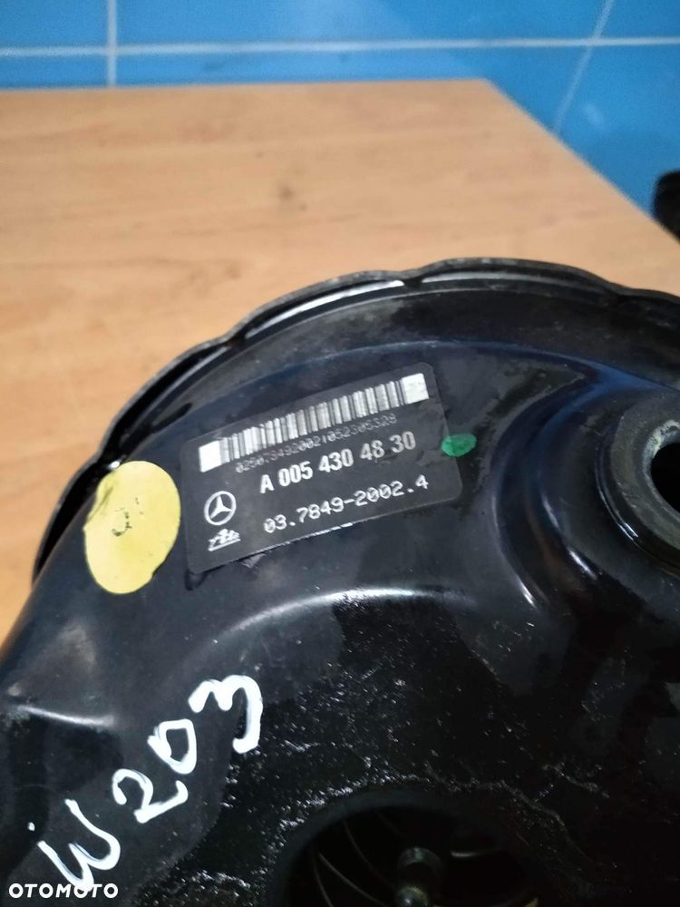 Serwo pompa hamulcowa Mercedes w203 a0053304830 - 3