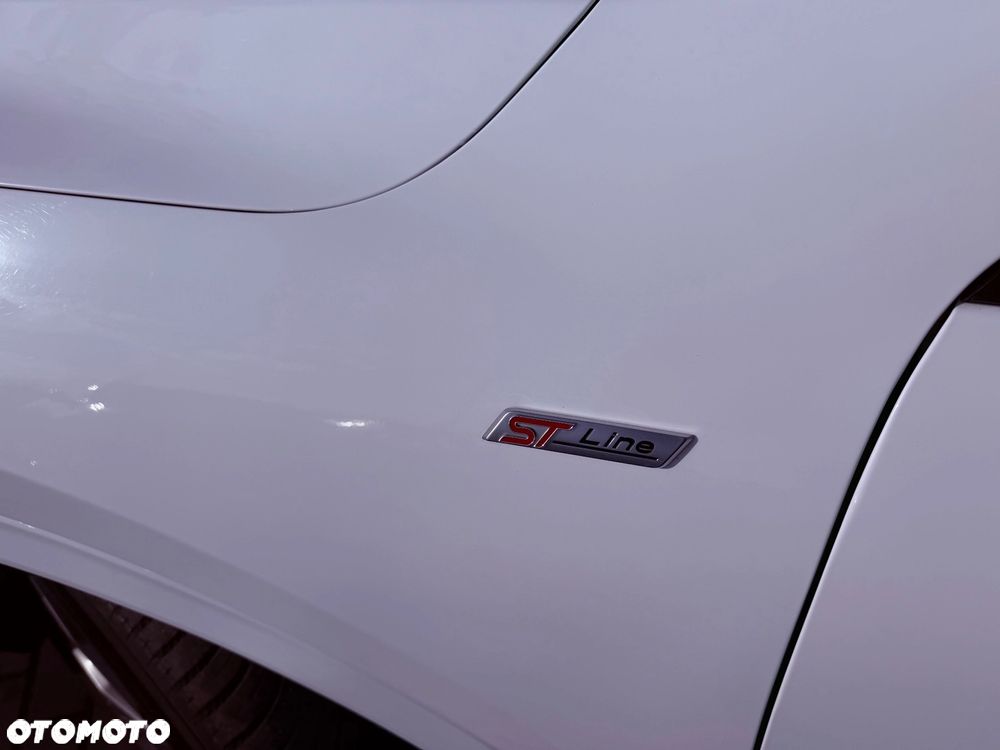 Ford Kuga 2.0 EcoBlue Hybrid ST-LINE - 11