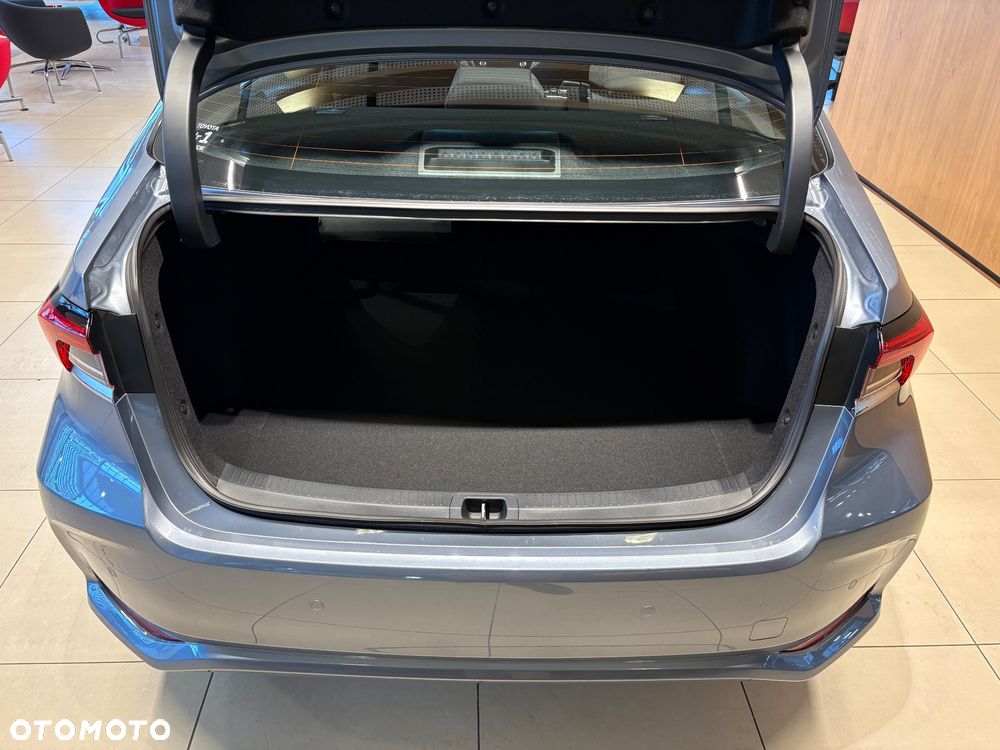 Toyota Corolla 1.5 Comfort MS - 13
