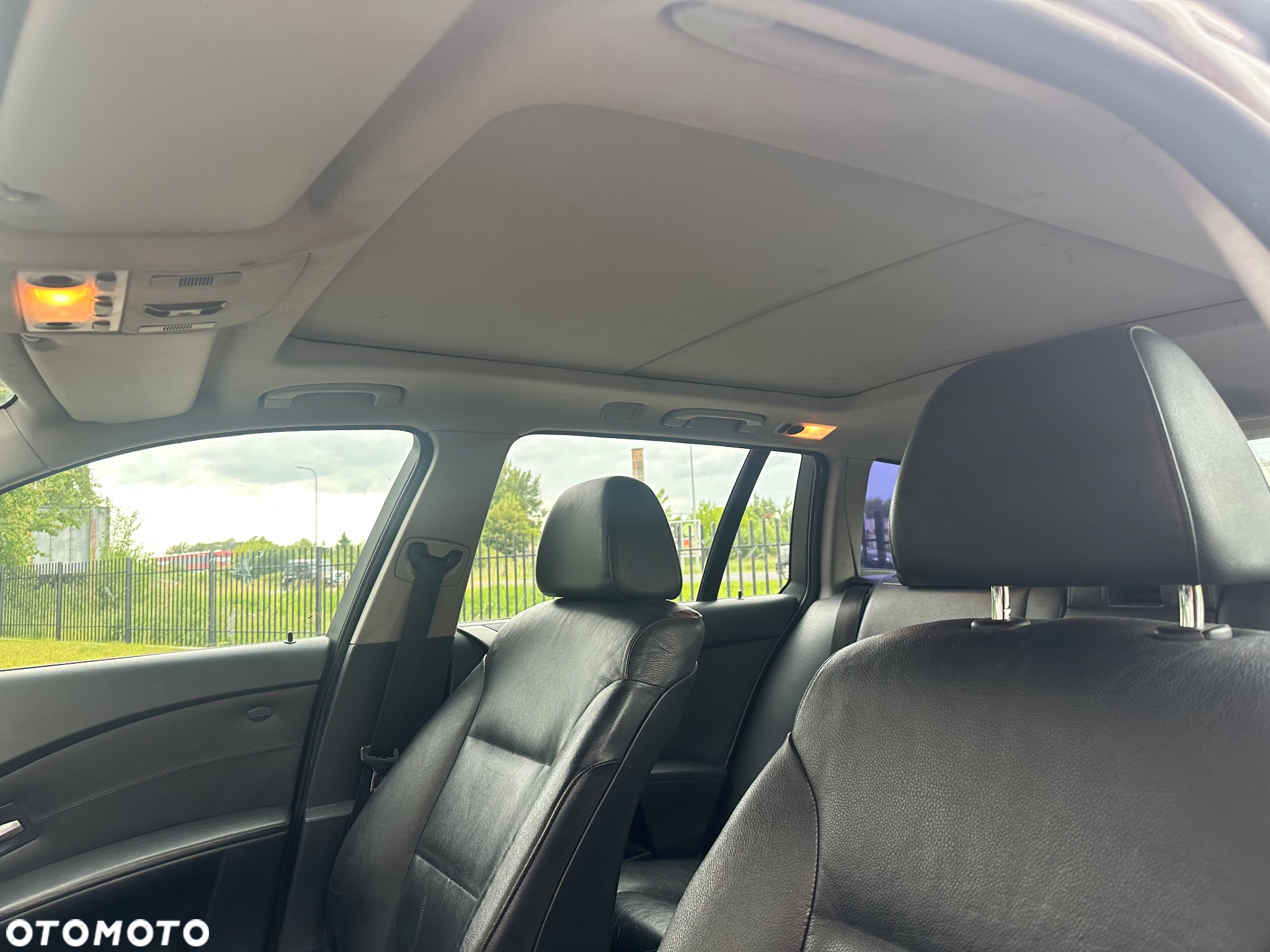BMW Seria 5 525d Touring - 9