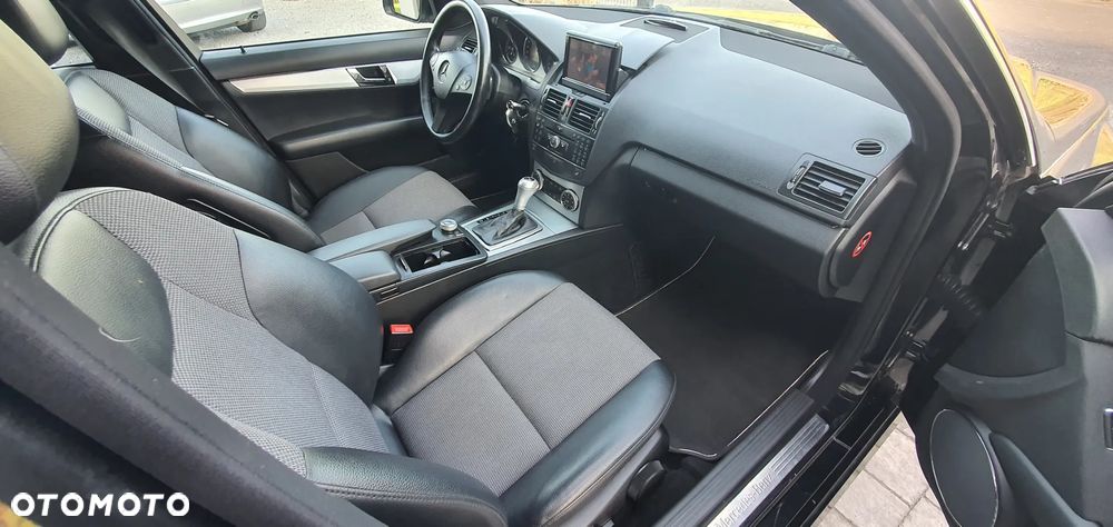 Mercedes-Benz Klasa C - 29