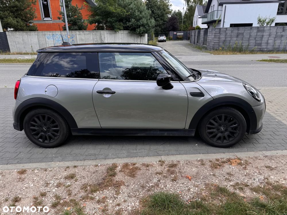 MINI Cooper Standard - 2