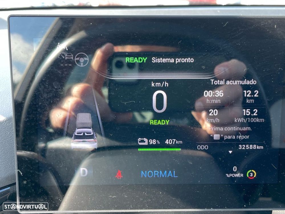 MG MG4 64 kWh Luxury - 3