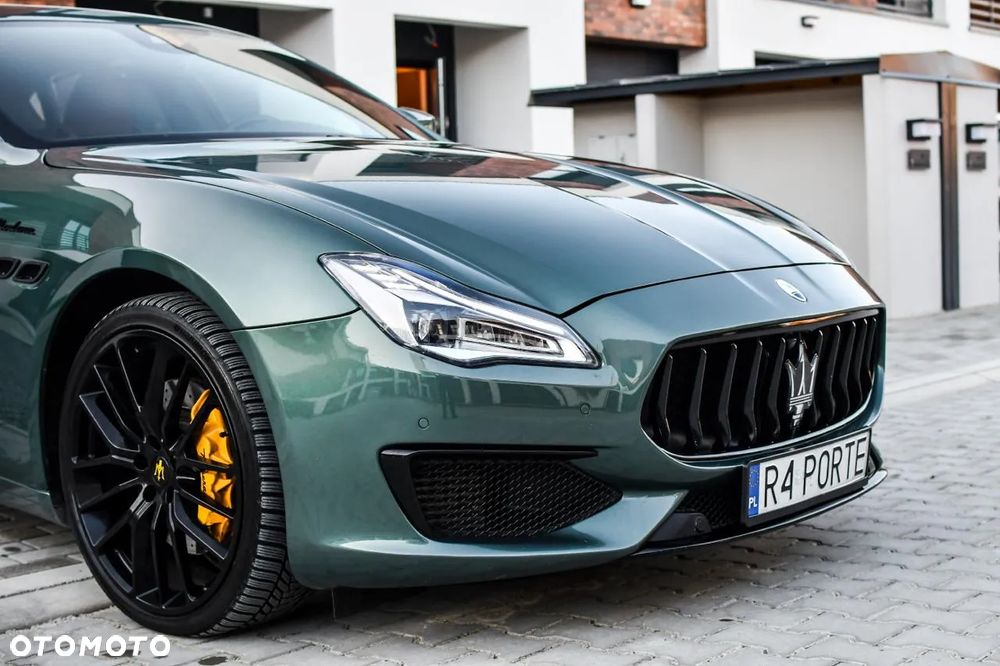 Maserati Quattroporte Modena Q4 - 5