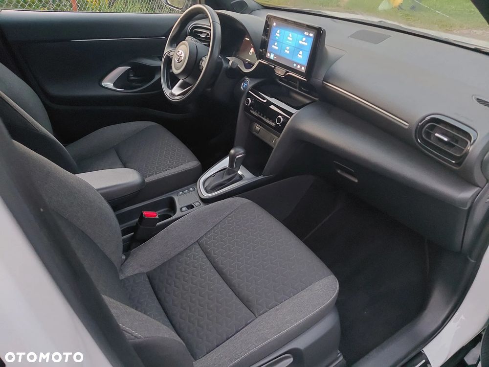 Toyota Yaris Cross - 14