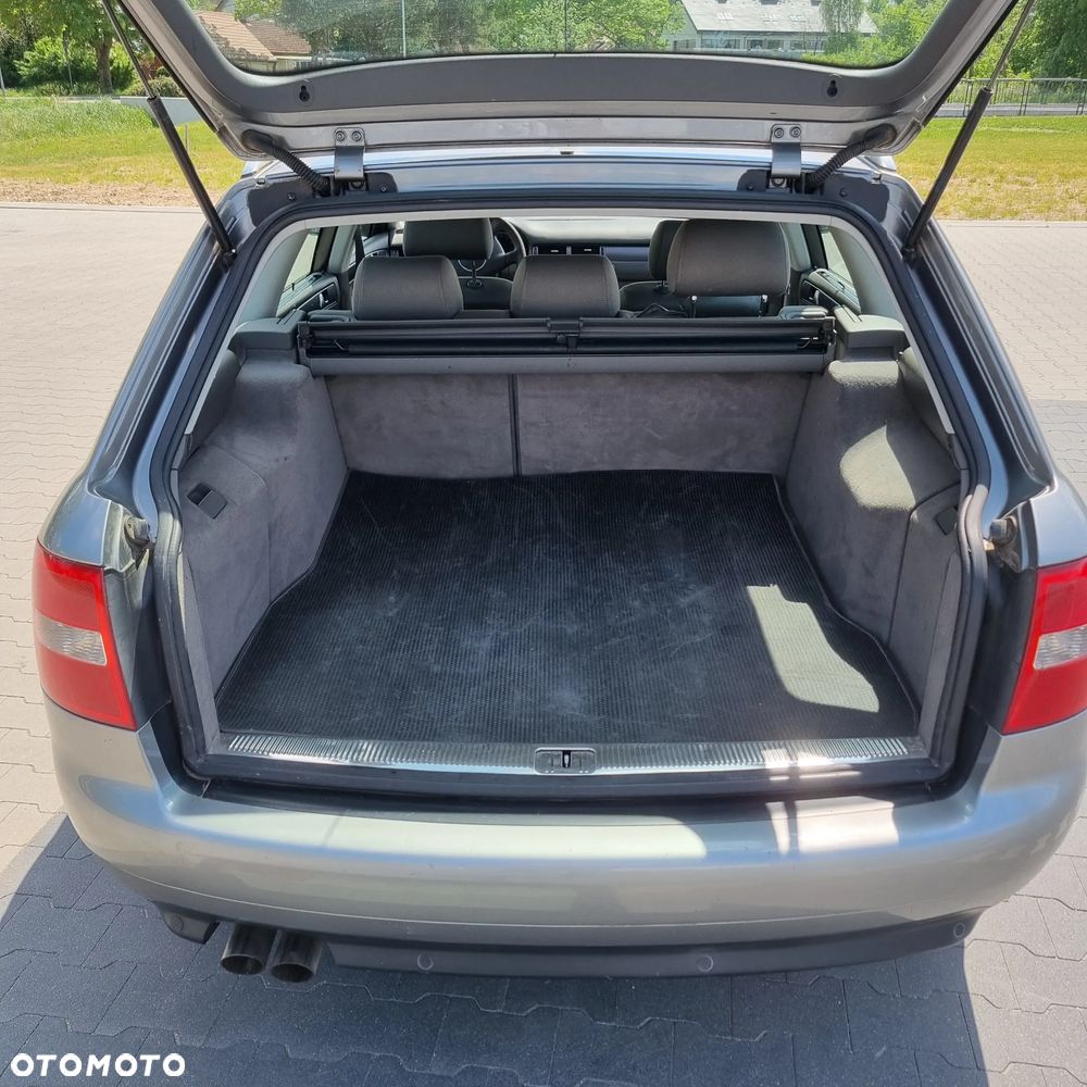 Audi A6 Avant 1.8T - 17