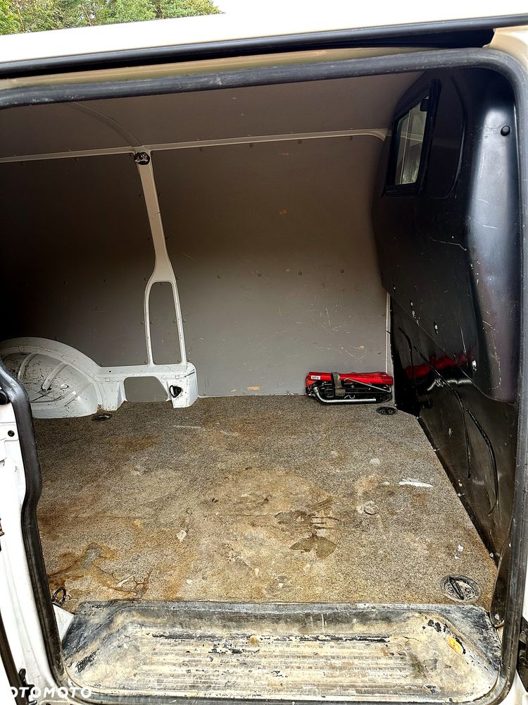Volkswagen Transporter T6 - 17