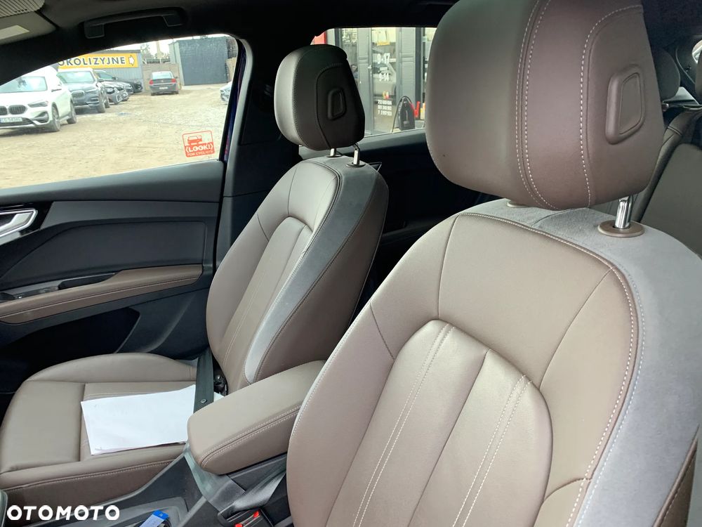 Audi Q4 e-tron 45 quattro - 13