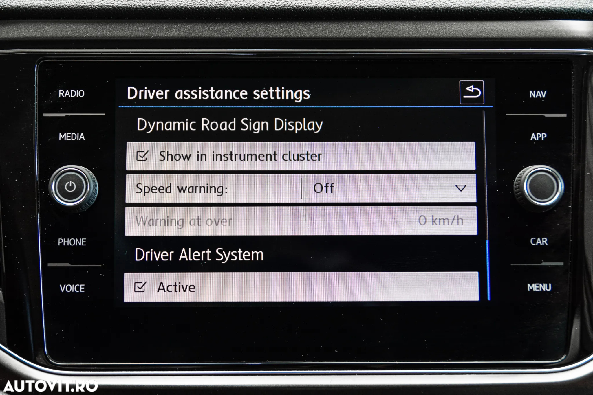 Volkswagen T-ROC 2.0 TDI SCR 4MOTION DSG Style - 22