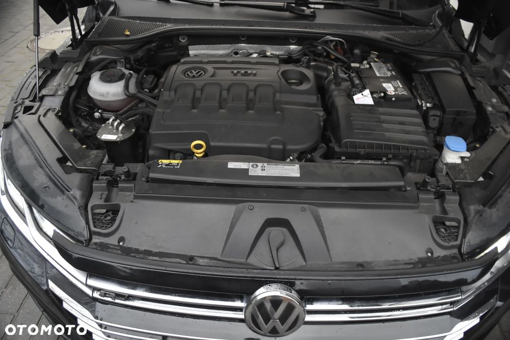 Volkswagen Arteon 2.0 TDI SCR R-Line Edition DSG - 17