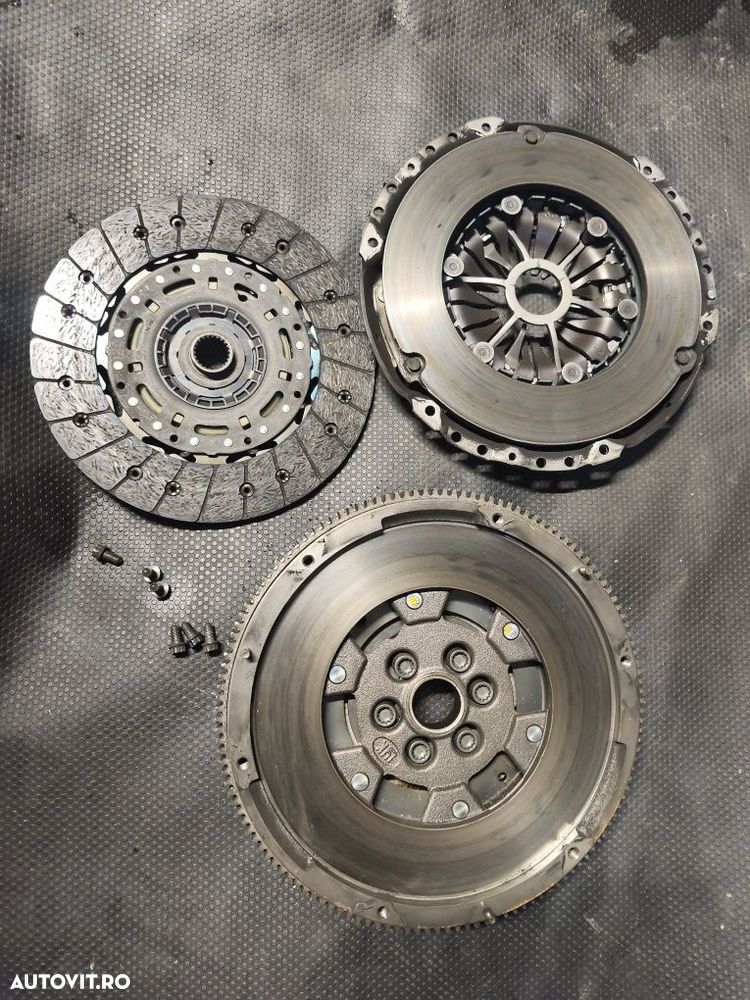 Kit volantă Luk cu ambreiaj 2.0 tdi 170 cp BMR (BMN) Volkswagen Passat - 1